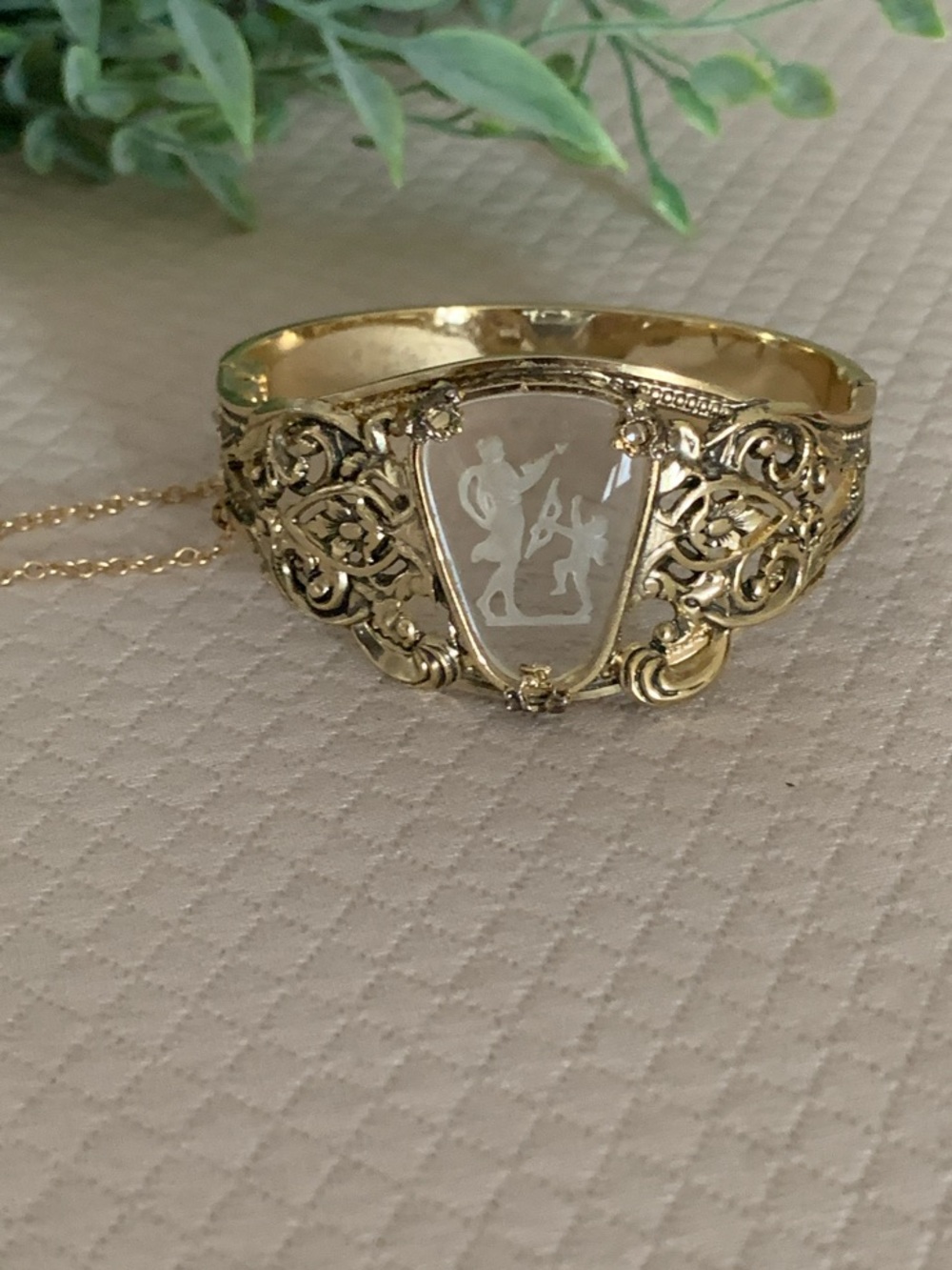 🌟WHITING & DAVIS INTAGLIO BRACELET🌟